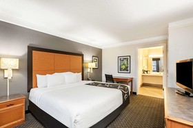 Travelodge by Wyndham El Paso - Airport