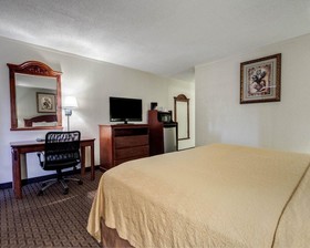 Quality Inn And Suites Airport
