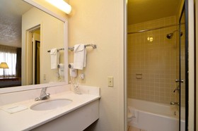 Super 8 by Wyndham El Paso Airport