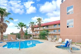 Magnuson Hotel El Paso West