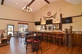 Best Western Plus Emory at Lake Fork Inn & Suites