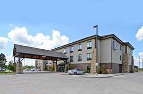 Best Western Plus Emory at Lake Fork Inn & Suites