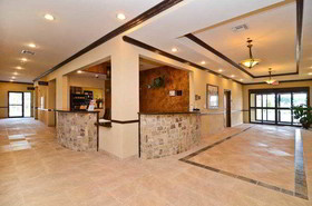 Best Western Plus Emory at Lake Fork Inn & Suites