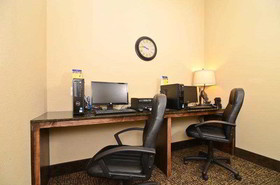 Best Western Plus Emory at Lake Fork Inn & Suites