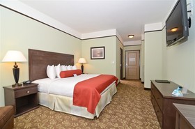 Best Western Plus Emory at Lake Fork Inn & Suites