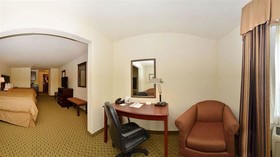 Comfort Suites Ennis