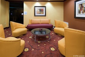 Holiday Inn Express & Suites Ennis