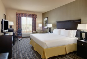 Holiday Inn Express & Suites Ennis