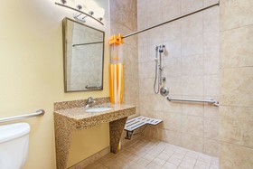 La Quinta Inn & Suites by Wyndham Ennis