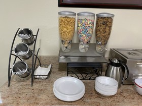 Regency Inn & Suites