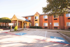 Regency Inn & Suites