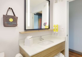 Tru by Hilton Euless DFW West
