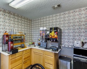 Econo Lodge Falfurrias