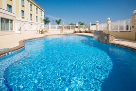 Holiday Inn Express Hotel & Suites Falfurrias