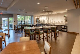 DoubleTree by Hilton Hotel Dallas - Farmers Branch