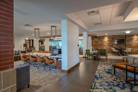 DoubleTree by Hilton Hotel Dallas - Farmers Branch