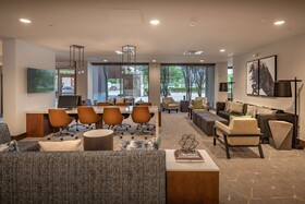 DoubleTree by Hilton Hotel Dallas - Farmers Branch