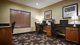 Best Western Plus Fort Worth Forest Hill Inn & Suites