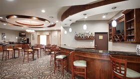 Best Western Plus Fort Worth Forest Hill Inn & Suites