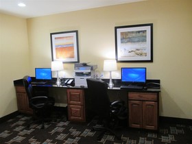 Best Western Plus Fort Worth Forest Hill Inn & Suites
