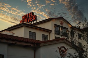 Hotel Drover Autograph Collection