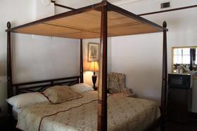 The Hotel Limpia