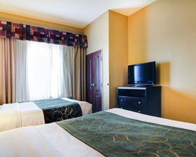 Comfort Suites