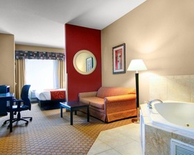 Comfort Suites