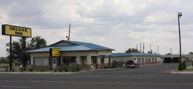 Deluxe Inn