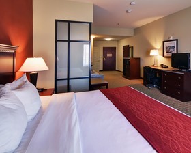 Comfort Suites