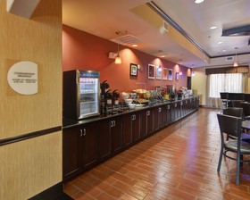 Comfort Suites