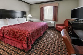 Days Inn & Suites by Wyndham Euless DFW Airport South