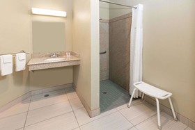 Days Inn & Suites by Wyndham Euless DFW Airport South