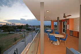 Dream Suites at River East