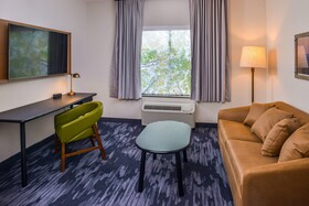Fairfield Inn & Suites Fort Worth Southwest At Cityview