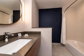 Fairfield Inn & Suites Fort Worth Southwest At Cityview