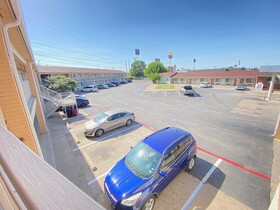 Great Western Inn & Suites - Saginaw