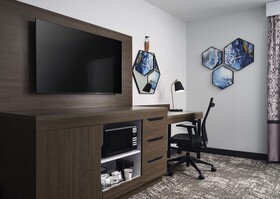 Hampton Inn and Suites Dallas-DFW Airport West-Hurst