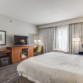 Hampton Inn & Suites Dallas Ft Worth Airport South