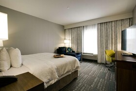 Hampton Inn & Suites Dallas Ft Worth Airport South