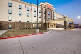 Hampton Inn & Suites Dallas Ft Worth Airport South