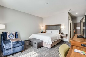 Hampton Inn & Suites Dallas Ft Worth Airport South
