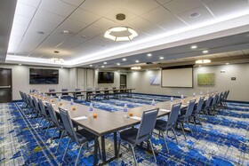 Hampton Inn & Suites Dallas Ft Worth Airport South