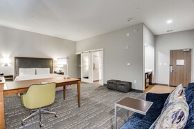 Hampton Inn & Suites Dallas Ft Worth Airport South