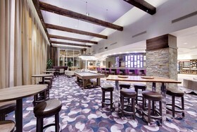 Hampton Inn & Suites Fort Worth Downtown