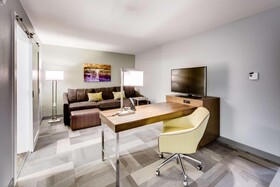 Hampton Inn & Suites Fort Worth Downtown