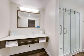 Hampton Inn & Suites Fort Worth Downtown