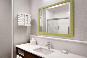 Hampton Inn & Suites Ft. Worth-Burleson