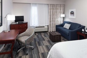 Hampton Inn & Suites Ft. Worth-Burleson