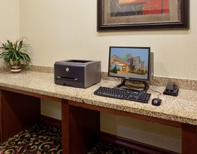 Holiday Inn Express & Suites Fort Worth I-35 Western Center